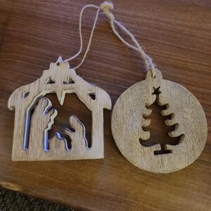 Handcrafted Ornaments‎ Rustic Wooden Crêche And Tree Set Of Two